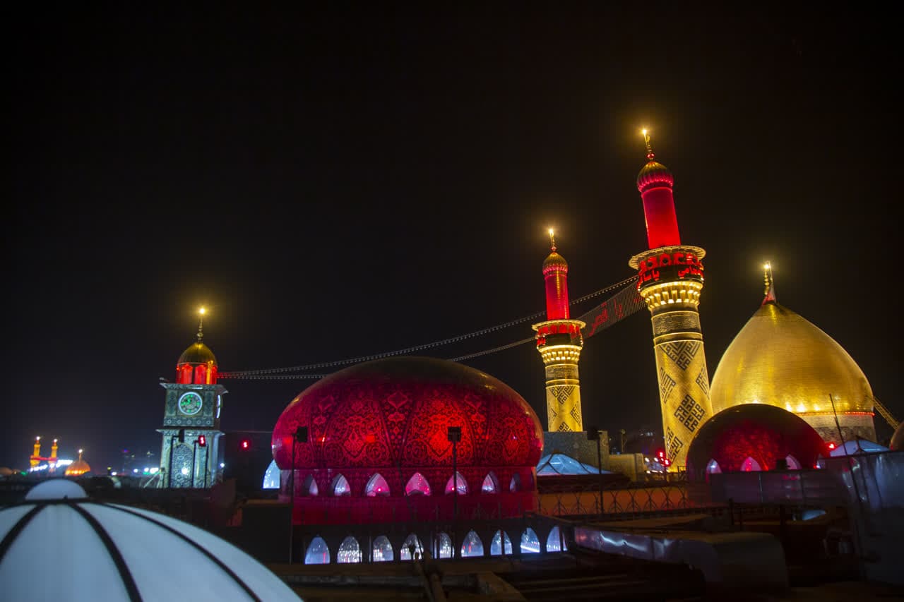 تصویر باکیفیت از گنبد حضرت عباس و گنبد امام حسین